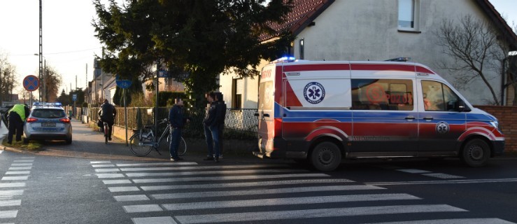 Rowerzystka nic nie pamięta. Ma uraz głowy i złamania - Zdjęcie główne