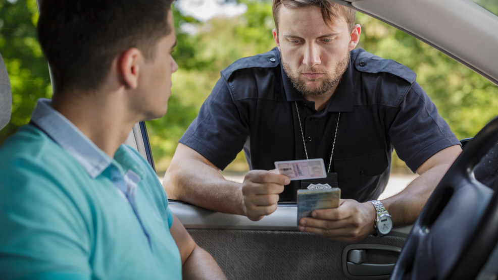 Jechał bez prawka, teraz może pójść... siedzieć - Zdjęcie główne