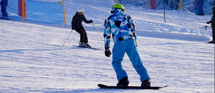 Narty czy snowboard? Wybór wcale nie jest oczywisty - Zdjęcie główne