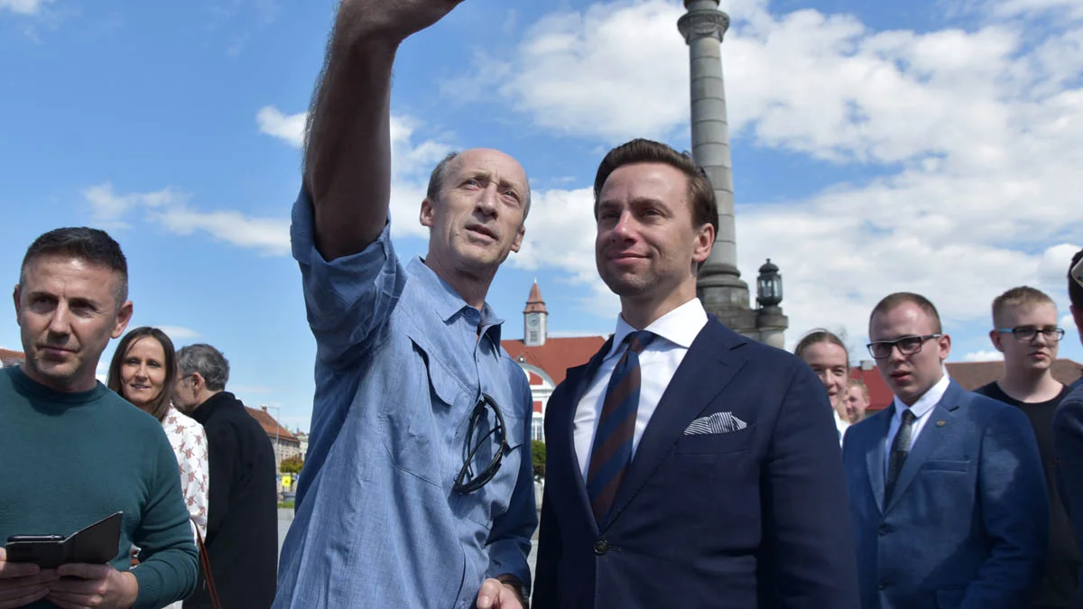 Krzysztof Bosak w Gostyniu: „Potrzebujemy tam głosu prawdy”. Kampania Konfederacji przed wyborami do Parlamentu Europejskiego - Zdjęcie główne