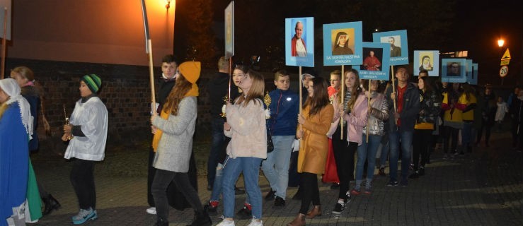 To nie konkurencja dla Halloween - Zdjęcie główne