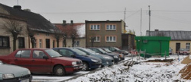  Więcej parkingów w Piaskach - Zdjęcie główne