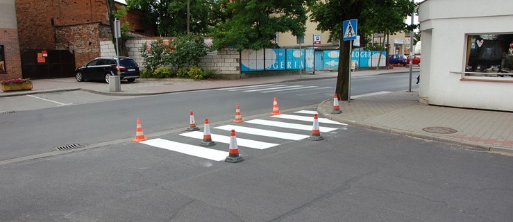 Spółdzielnia maluje przejścia dla pieszych - Zdjęcie główne