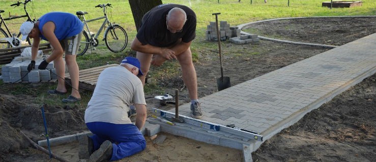 Praca pali im się w rękach. Mieszkańcy kolejny raz w akcji - Zdjęcie główne