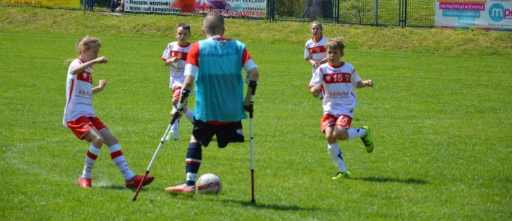 Futbol nie zna granic - Zdjęcie główne