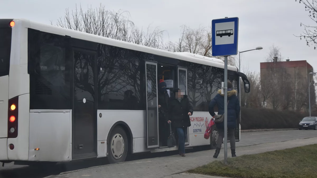 Mieszkańcy gostyńskiej gminy mogą bezpłatnie korzystać z autobusów - Zdjęcie główne