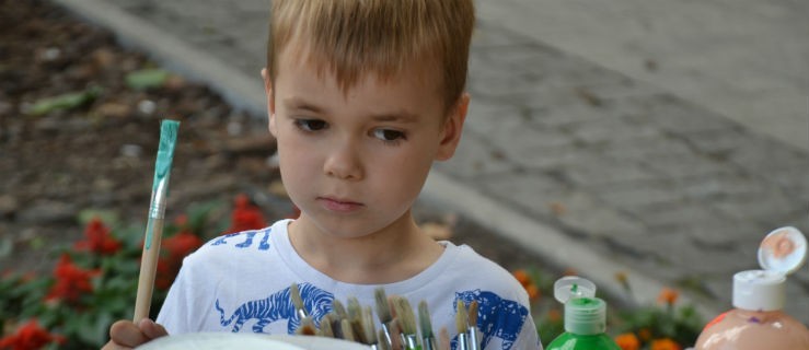 Przestrzenny smok stanął na rynku. Bajkowy dzień ze sztuką - Zdjęcie główne