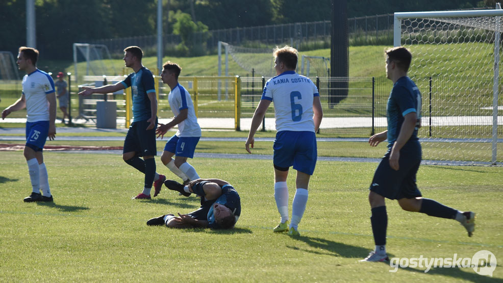 Kania Gostyń - Grom Plewiska 3 : 2