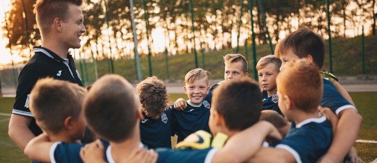 Wrześniowe nabory AP Reissa. Piłka na start - Zdjęcie główne