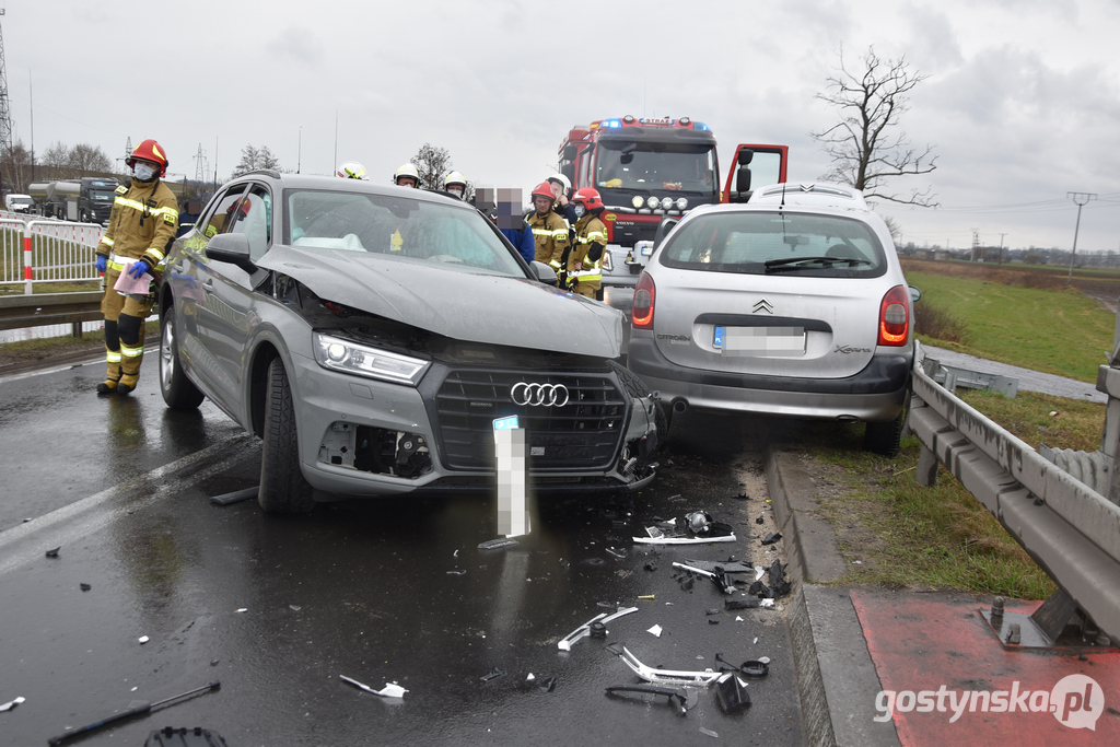 Sobotnia stłuczka dwóch samochodów na trasie Gostyń-Grabonóg