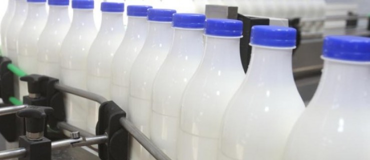 Mleko - ceny spadają, a produkcja i tak rośnie - Zdjęcie główne
