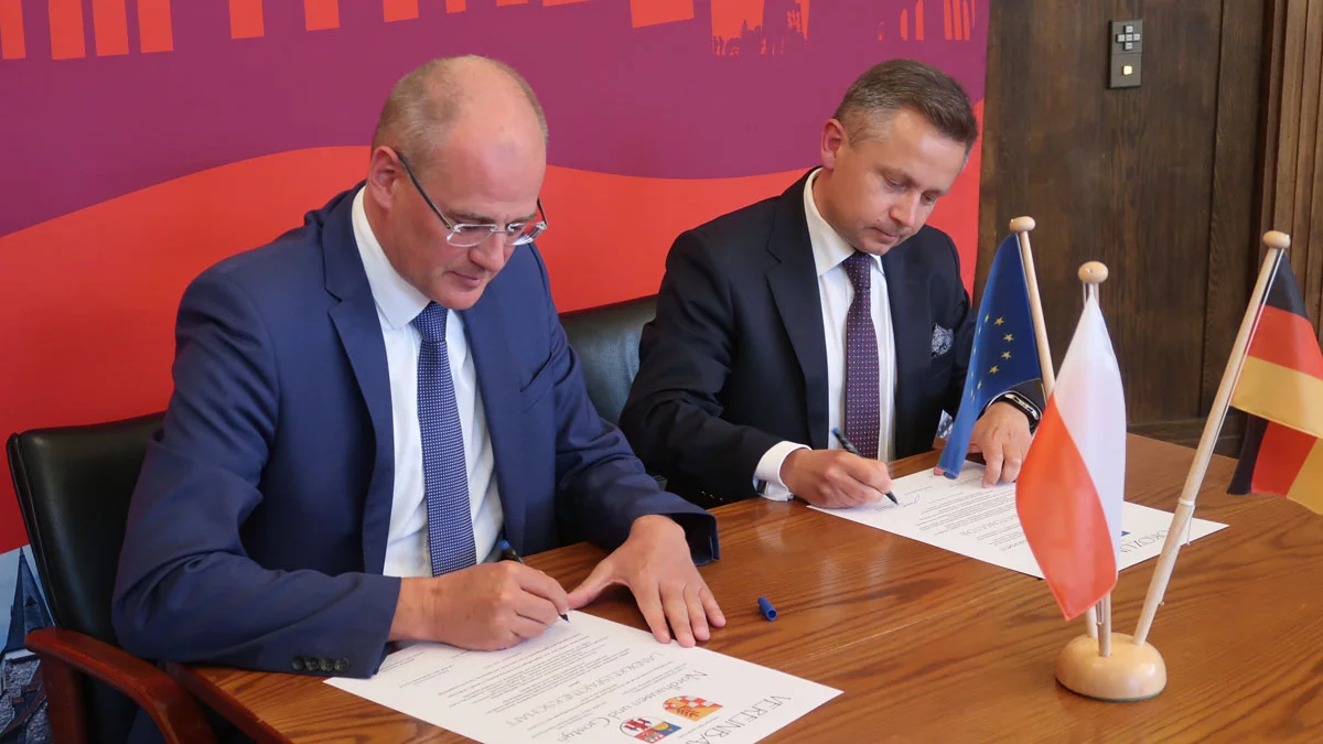 Mocne partnerstwo zwieńczone podpisaniem umowy. Powiat gostyński i Nordhausen oficjalnymi partnerami - Zdjęcie główne
