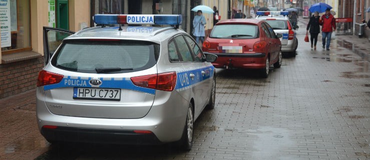 Uderzył w policjantów - Zdjęcie główne