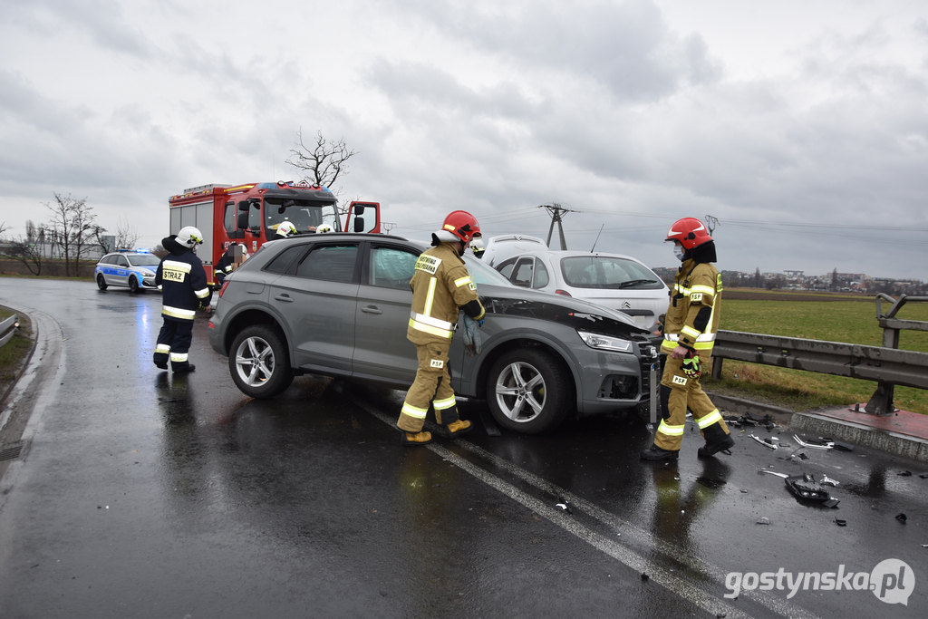 Sobotnia stłuczka dwóch samochodów na trasie Gostyń-Grabonóg