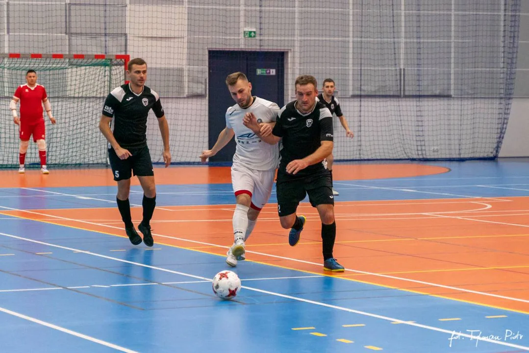 Futsal Gostyń wygrywa pierwszy mecz sezonu - Zdjęcie główne