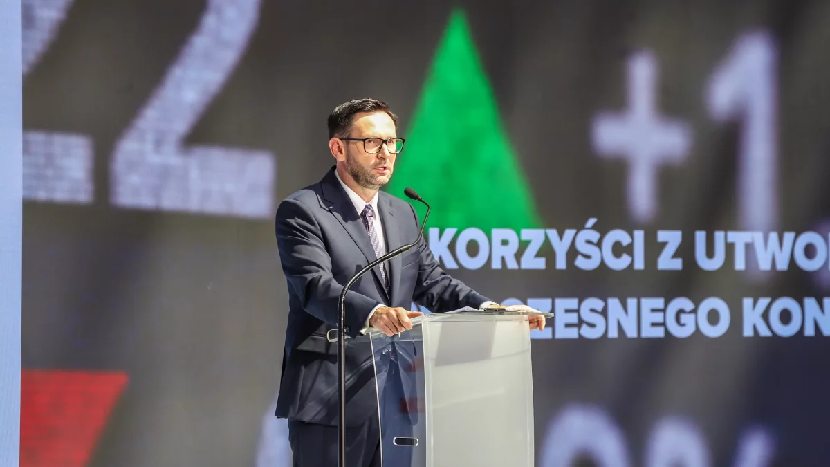 Daniel Obajtek: Orlen łupi Polaków. Koncern odpowiada i wbija szpilę - Zdjęcie główne