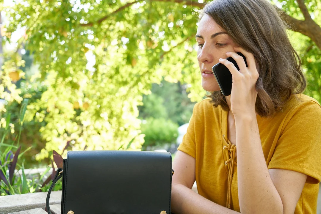 Telefon zaufania dla dorosłych. Sprawdź również inne numery dla osób w potrzebie [LISTA] - Zdjęcie główne