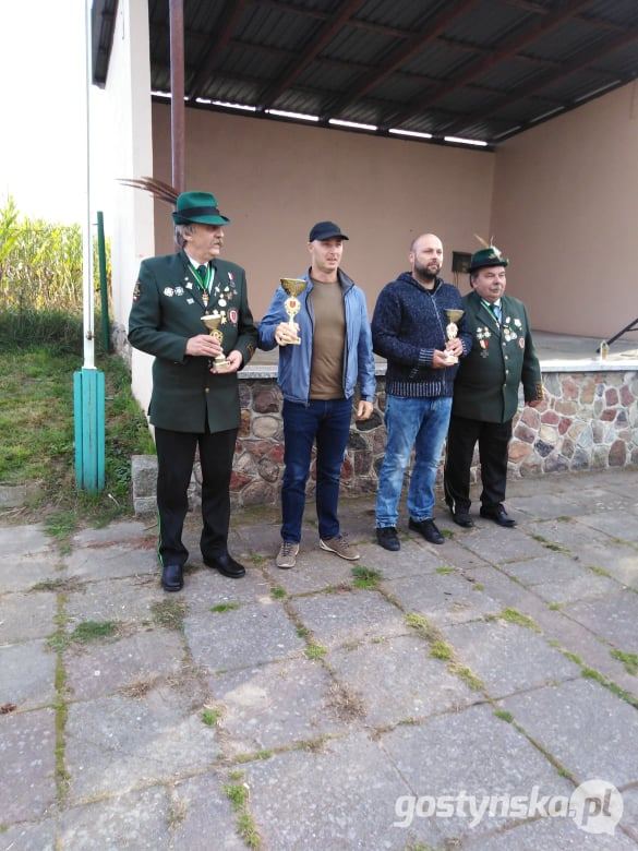 Przy okazji pikniku gminnego przeprowadzono również zawody strzeleckie