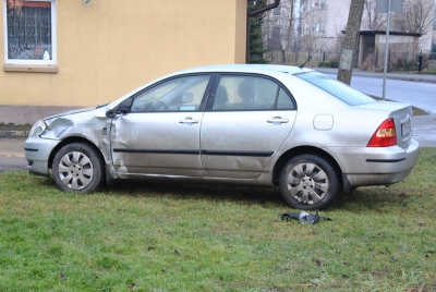 Bruczków - Dwie dziewczynki potrącone na chodniku - Zdjęcie główne