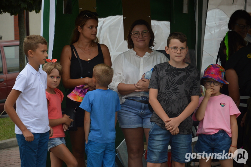 Główna część dożynek gminno-parafialnych odbyła się na Placu Cyryla Ratajskiego w Pępowie.