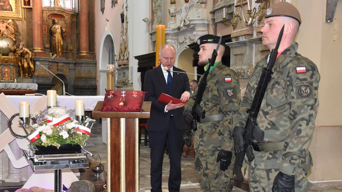 Pogrzeb z udziałem wojskowej asysty honorowej. Ostatnia z „Parasola” uczestniczka powstania pochowana w Borku Wlkp.