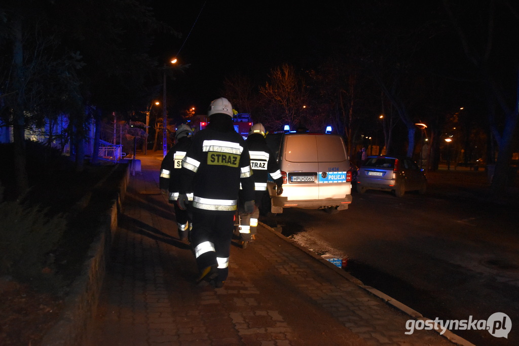 Gostyńska straż pożarna i policja zostali wezwani przed północą do gostyńskiego szpitala. Na oddziale chorób wewnętrznych wybuchł pożar. Dlaczego?