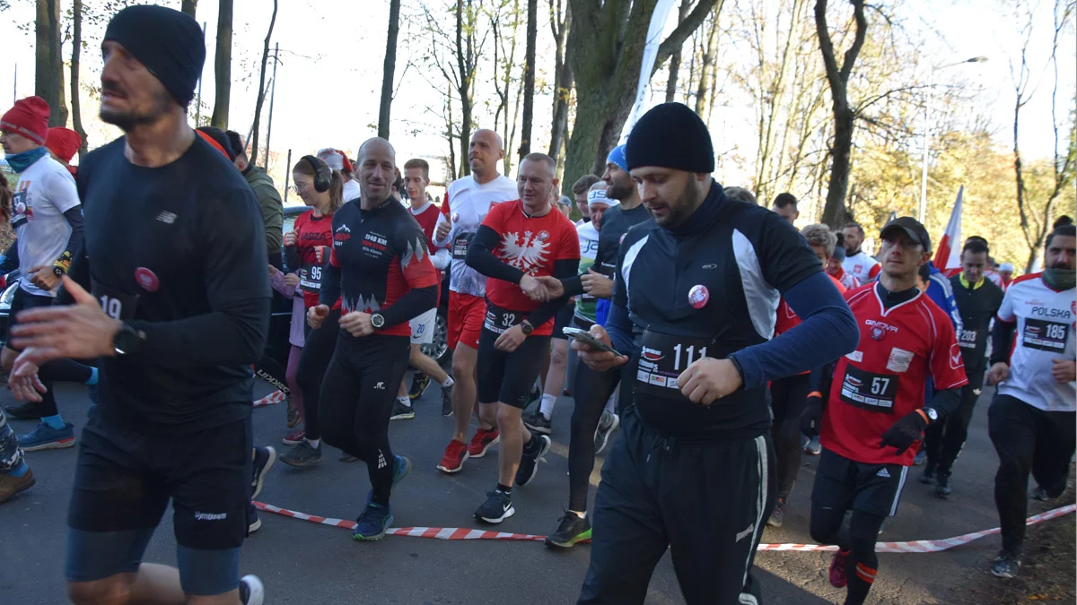 Gostyński Bieg Niepodległości - w 2024 roku jubileuszowy. Startujemy w masowym biegu po raz dwudziesty. Trwają zapisy - Zdjęcie główne