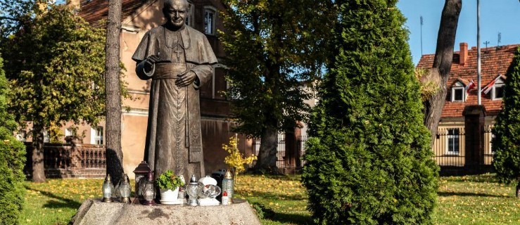 Przyszli z rodzicami i przeprosili. Sąd zadecyduje, czy to była profanacja - Zdjęcie główne