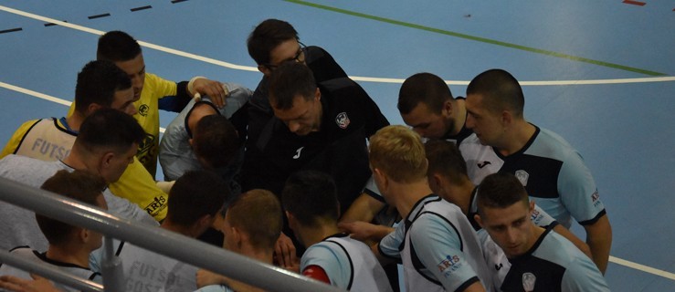 Futsal Gostyń przegrał z liderem - Zdjęcie główne