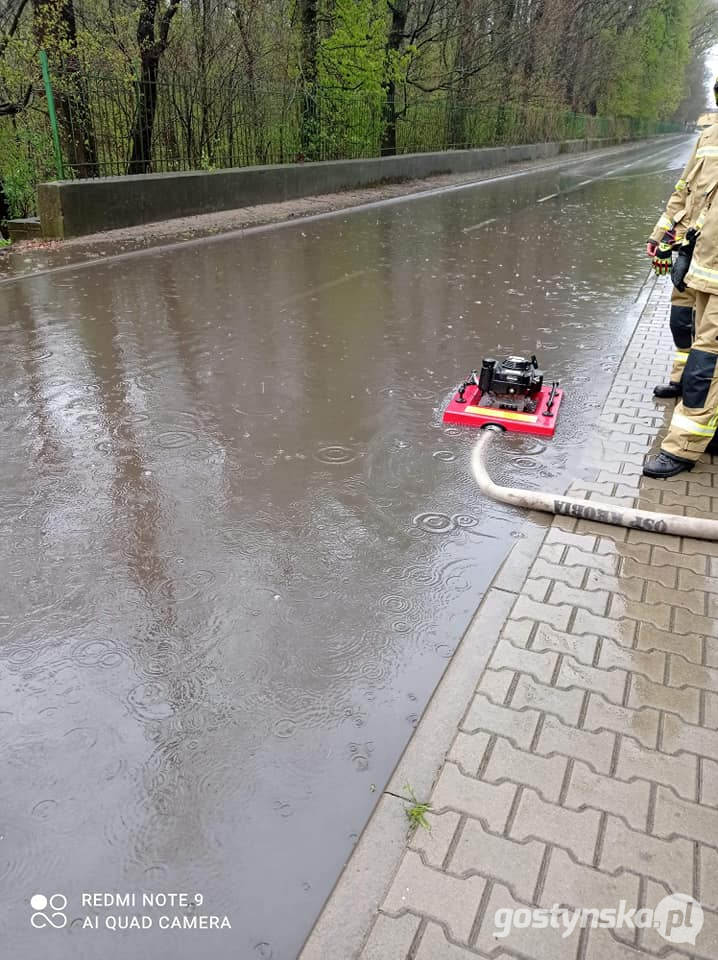 Akcja wypompowywania wody w Chwałkowie