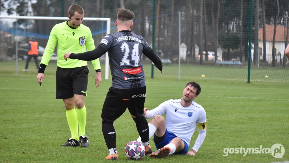 Korona Piaski - Tarnovia Tarnowo Podgórne 2 : 0