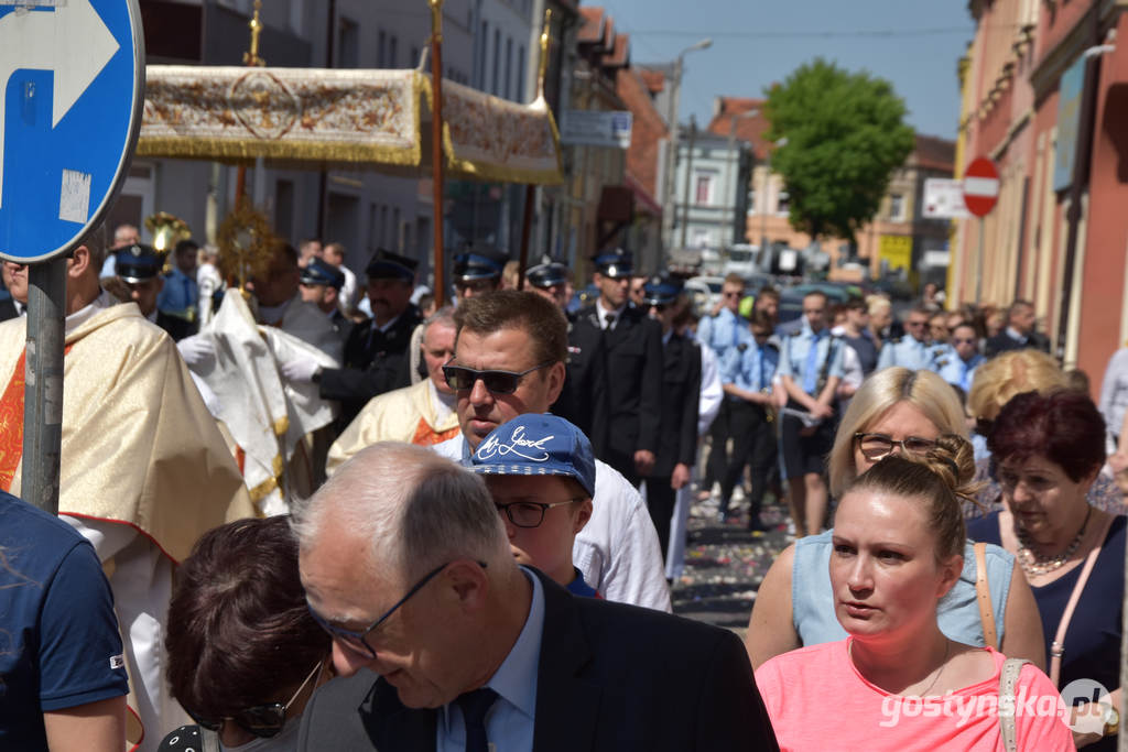 Przed tak wielkim Sakramentem upadajmy wszyscy wraz. Uroczystość Bożego Ciała w Gostyniu