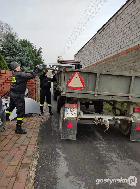 Gostyń. Druhowie z OSP Kunowo zorganizowali w sobotę zbiórkę złomu dla Zuzi chorej na SMA 