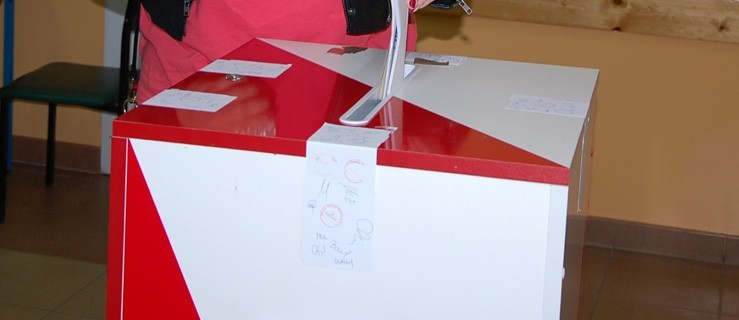 Jakich wybraliśmy posłów w naszym okręgu? Jak poszło kandydatom z powiatu? - Zdjęcie główne