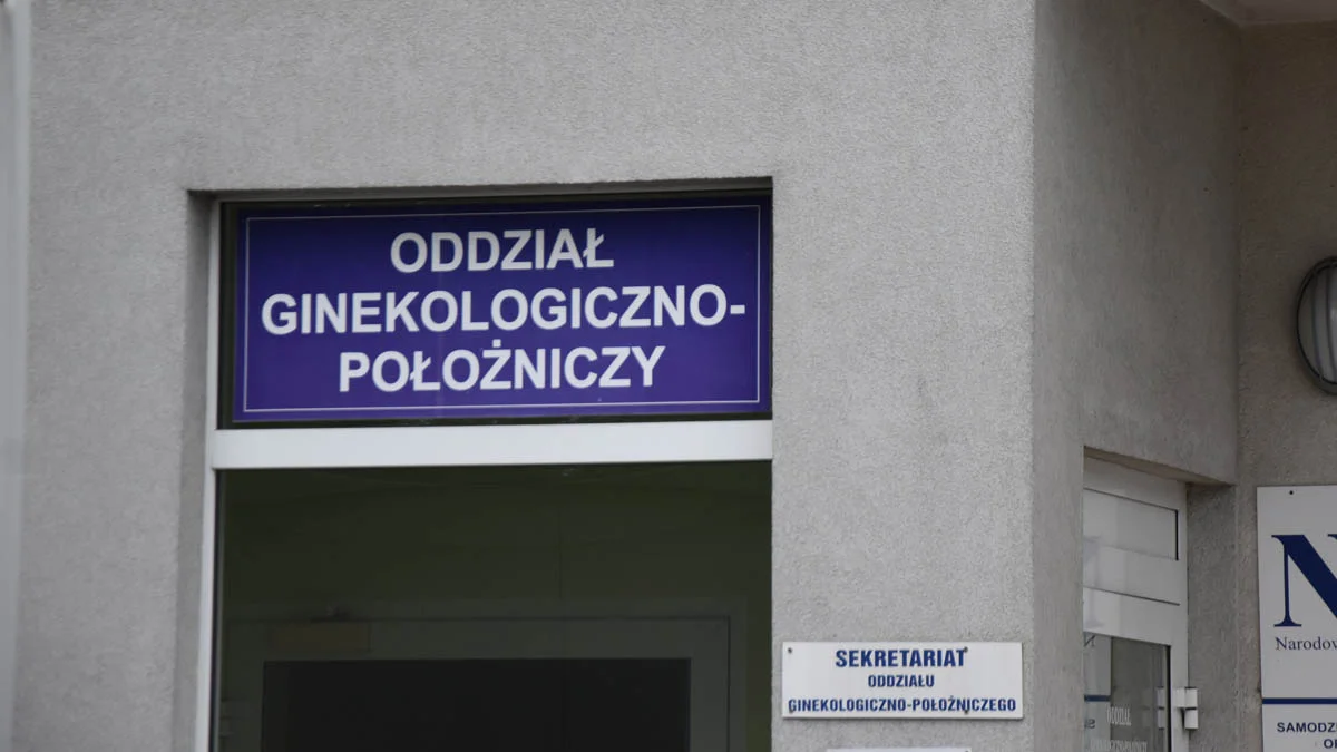 Poniżej 300 porodów w szpitalu w Gostyniu w 2023 r.  Oddział położniczy przynosi straty. Czy zostanie zlikwidowany? - Zdjęcie główne