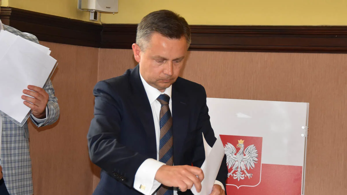 Robert Marcinkowski po raz czwarty wybrany starostą powiatu gostyńskiego. Uznał to za zaszczyt, a także zobowiązanie - Zdjęcie główne