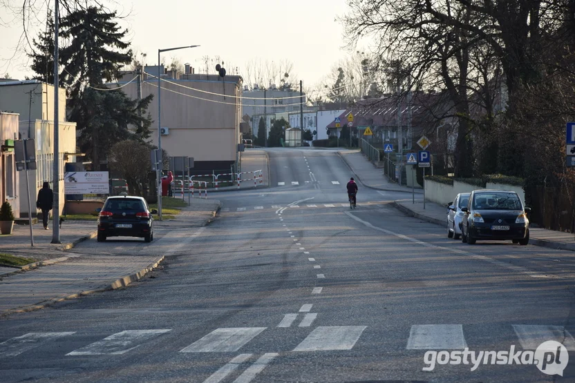 Przebudowa wraz z rozbudową ulicy Fabrycznej w Pudliszkach to inwestycja gminna. Natomiast przebudowa drogi w Kuczynce, gdzie niedawno zakończyła się budowa kanalizacji leży w gestii powiatu gostyńskiego