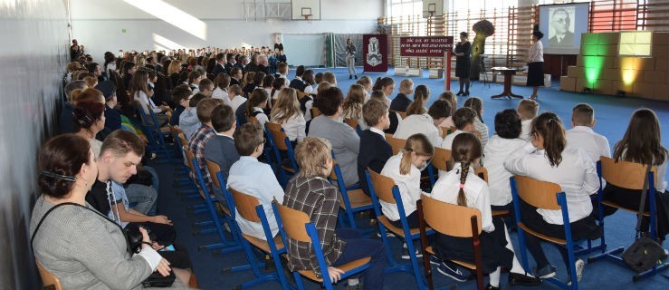 Walczą o tablety dla uczniów. Kliknij i oddaj głos!  - Zdjęcie główne