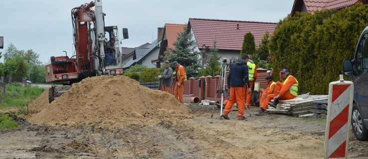 Cztery nowe drogi - Zdjęcie główne