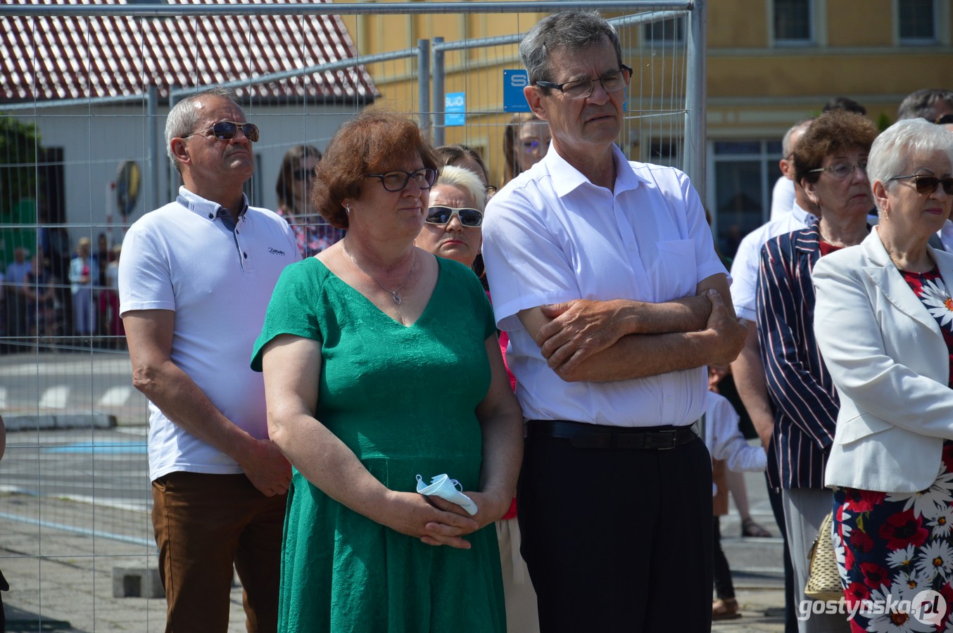 Krobia. Procesja Bożego Ciała przeszła ulicami miasta. Każdemu z ołtarzy przyświecało inne hasło: „Przez Maryję do Jezusa”, „Pozwólcie dzieciom przyjść do mnie”, Bierzcie i jedzcie, to jest ciało Moje” oraz „W mocy bożego Ducha” 