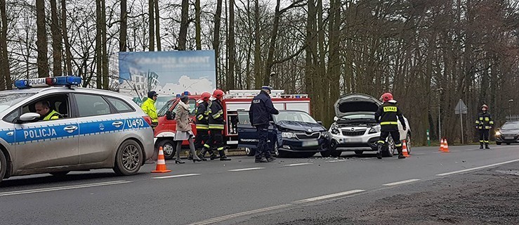 Wjechał w naszą mieszkankę na krajówce. Dostał mandat - Zdjęcie główne