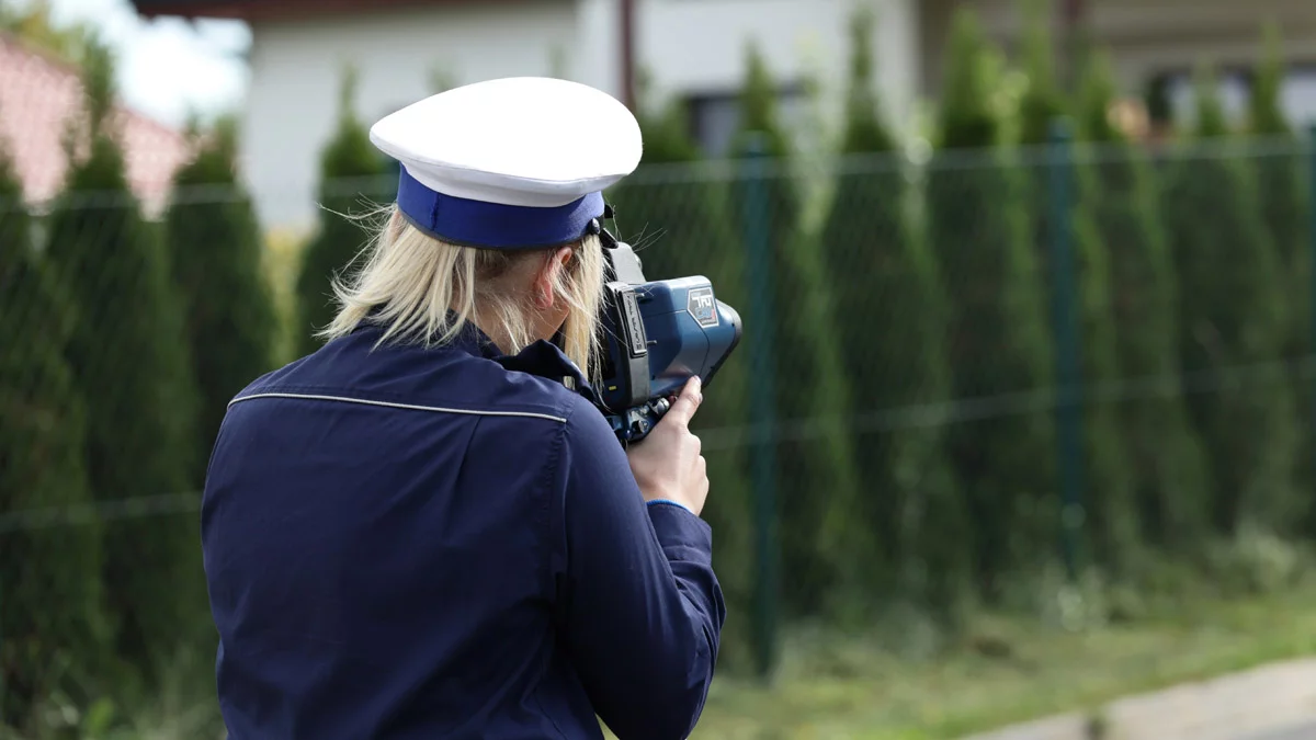 Pędził „małą obwodnicą” Borku Wielkopolskiego. Kosztowało go to 3000 zł - Zdjęcie główne