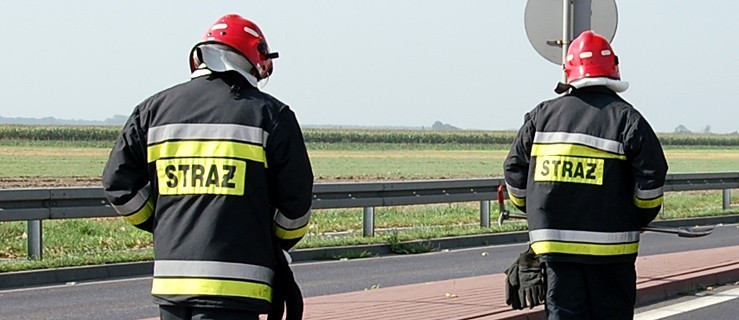 Koparka zapaliła się podczas pracy - Zdjęcie główne