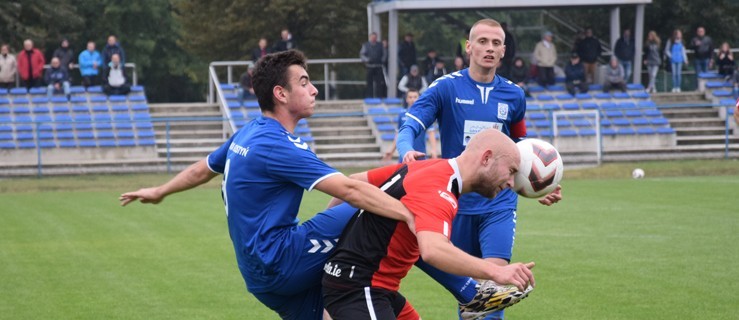 Derby wygrała Rawia. Kania kończyła w dziesiątkę - Zdjęcie główne