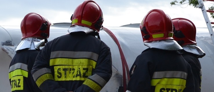 Komenda straży pożarnej szuka pracowników - Zdjęcie główne