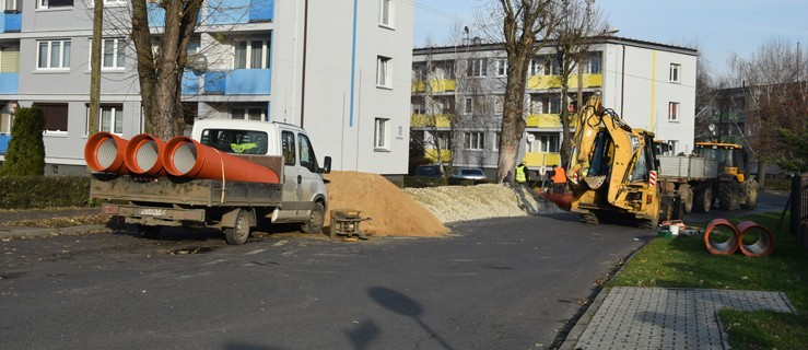 Rozgrzebana ulica, przejazdu nie ma - Zdjęcie główne