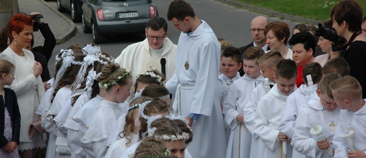 Niezwykle ważny dzień, który dał nam Pan - I Komunia Święta - Zdjęcie główne