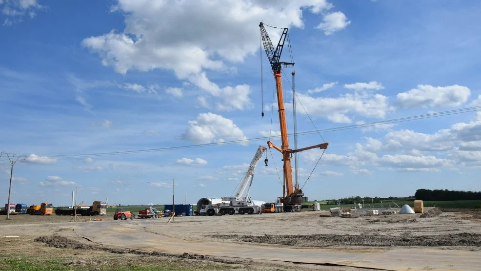 Nowe siłownie wiatrowe powstają w okolicach Grabonogu i Podrzecza. Jak gmina Piaski poradziła sobie z ustawą wiatrakową i zabudową mieszkaniową? - Zdjęcie główne