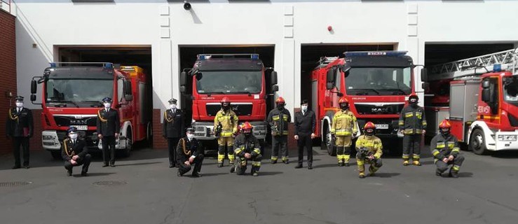 Awanse dla gostyńskich strażaków  - Zdjęcie główne