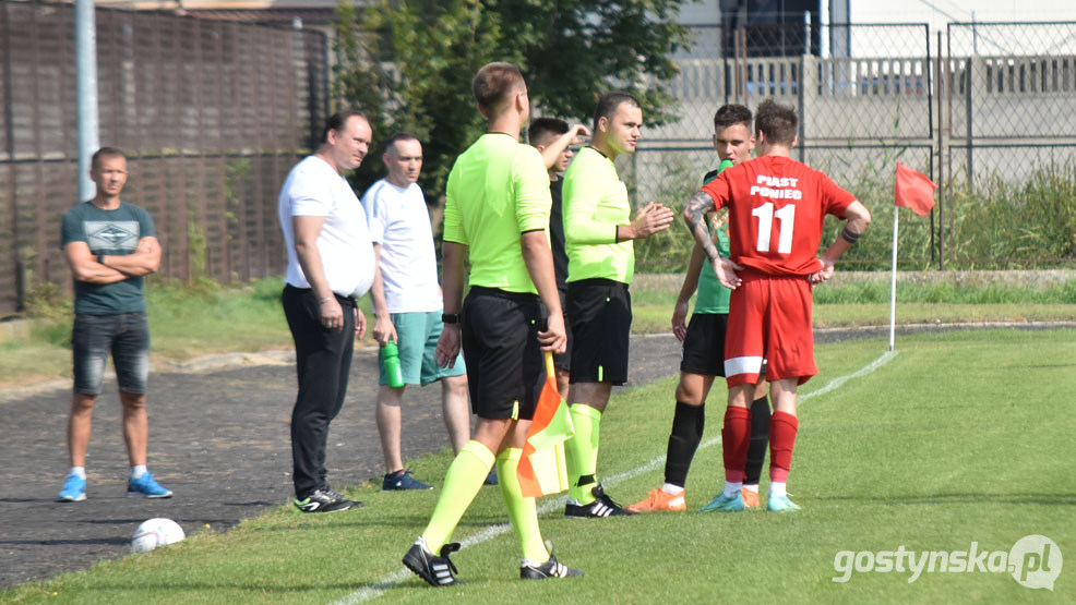 Piast Poniec - Pogoń Śmigiel 4 : 1